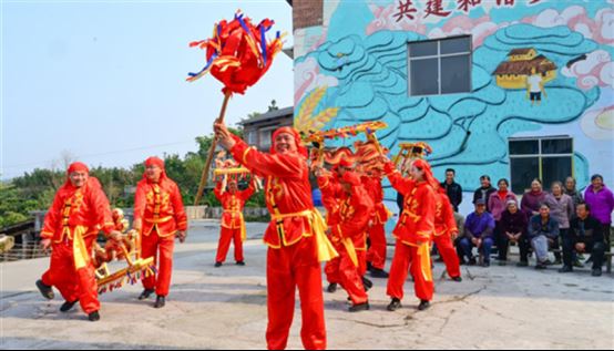 石溪镇开展非遗板凳龙舞培训活动