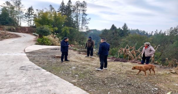 聚焦农村公路安全，开展隐患排查行动