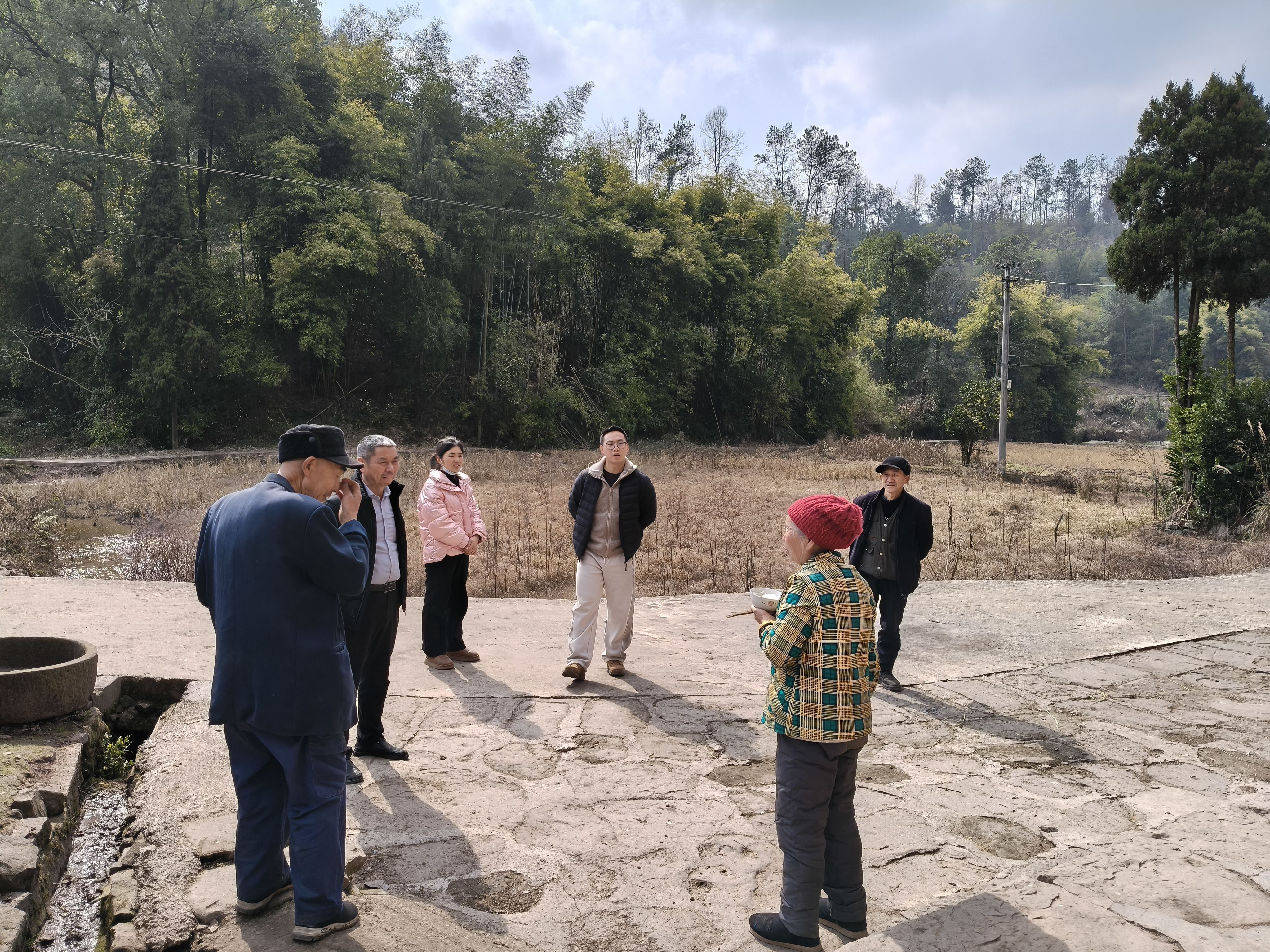 冷水关镇开展年初走访入户专项行动