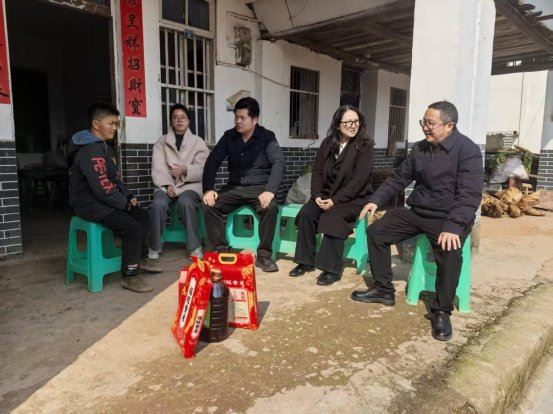 黎香湖镇三个到位护航新春佳节