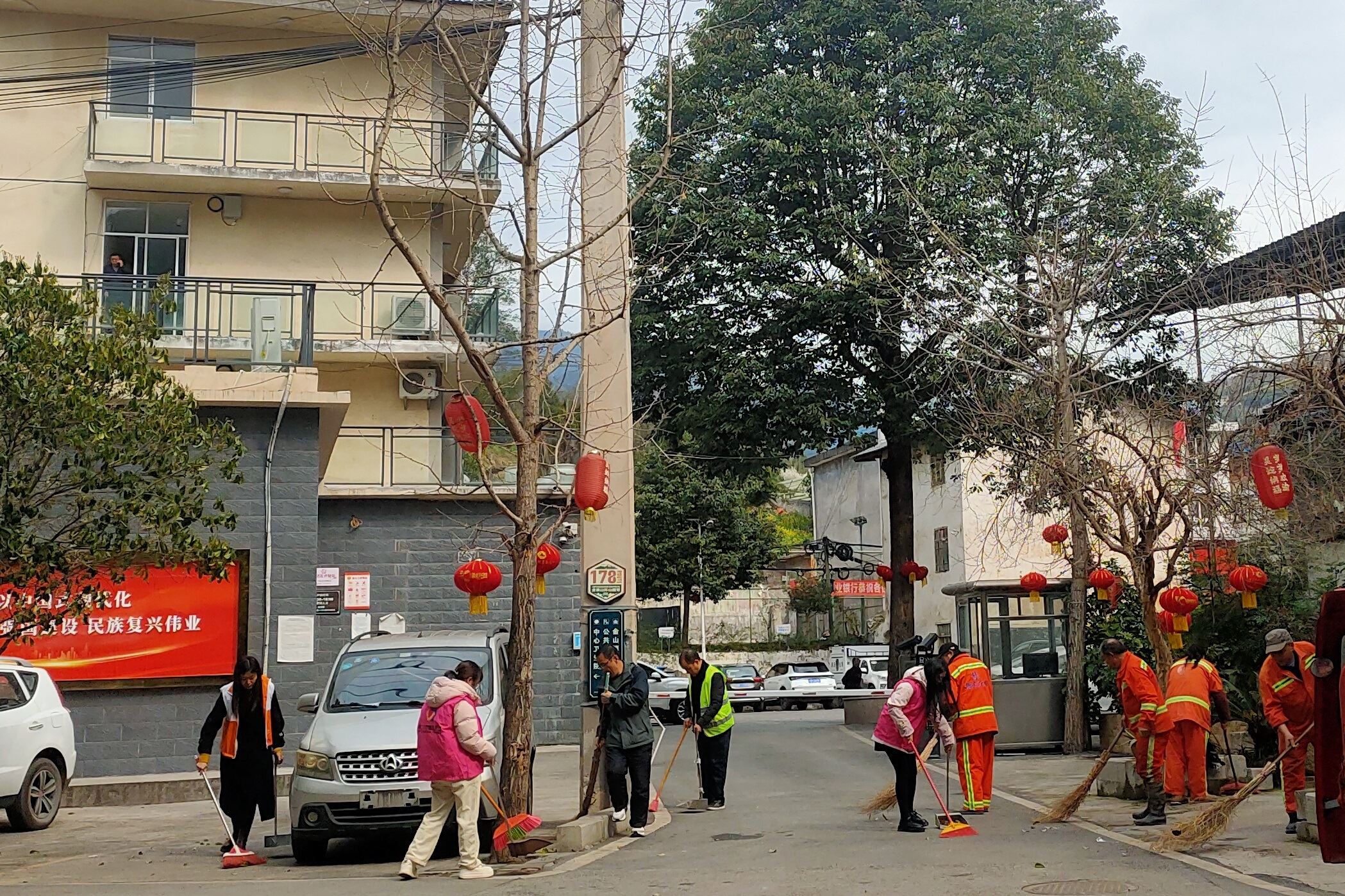 金山镇开展环境卫生大整治行动