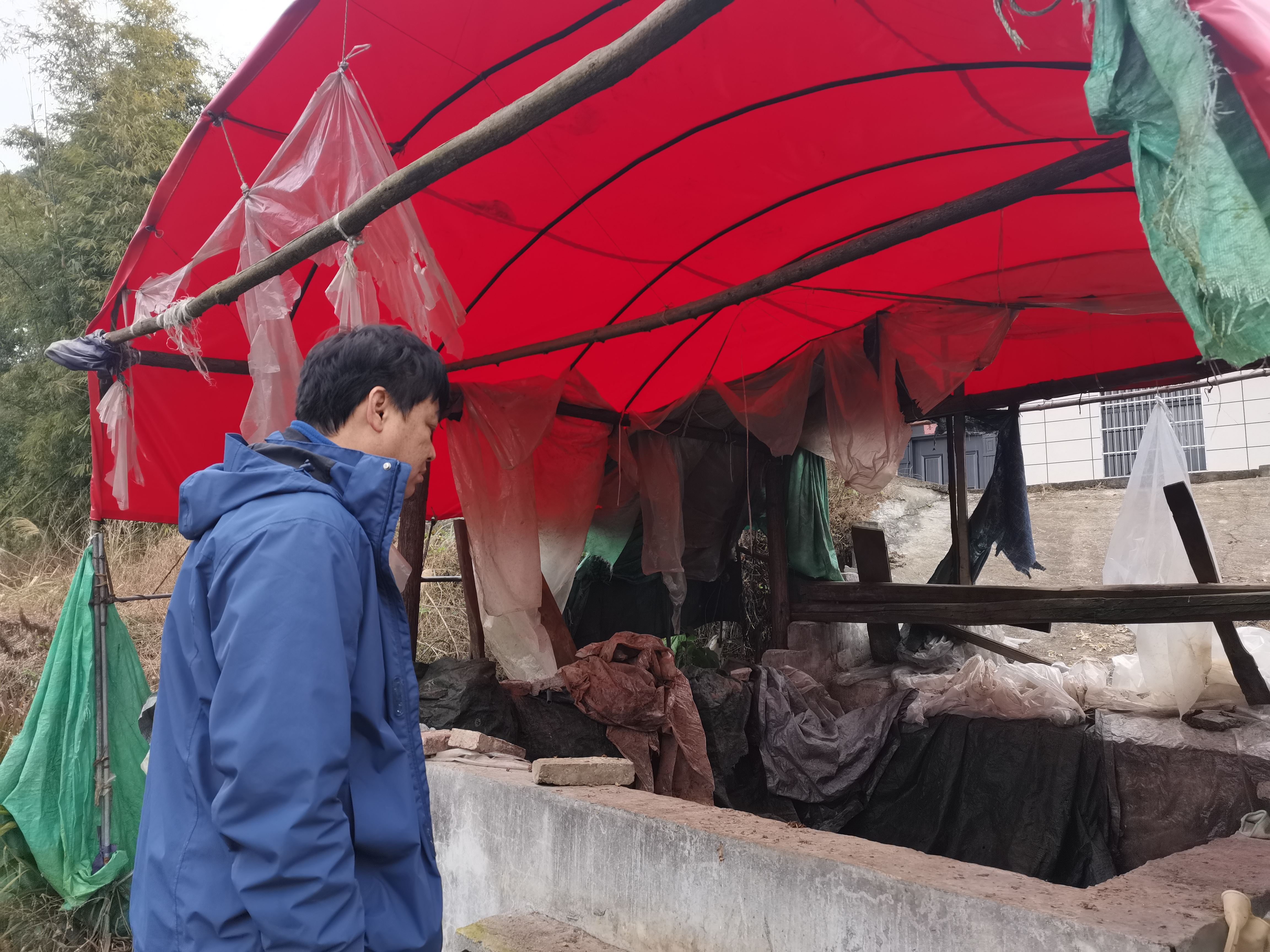 中桥乡深入开展环境风险排查整治筑牢安全防线