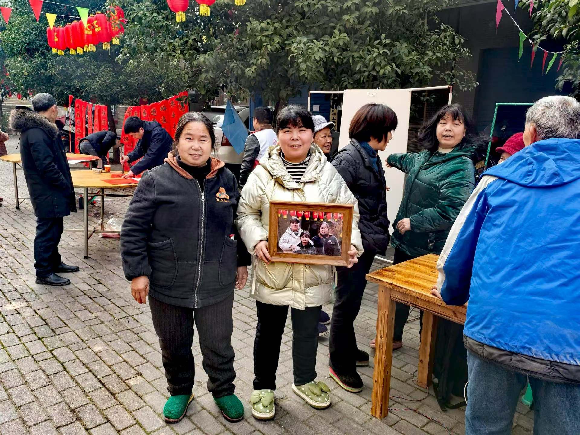 太平场镇桥头社区开展迎春主题活动