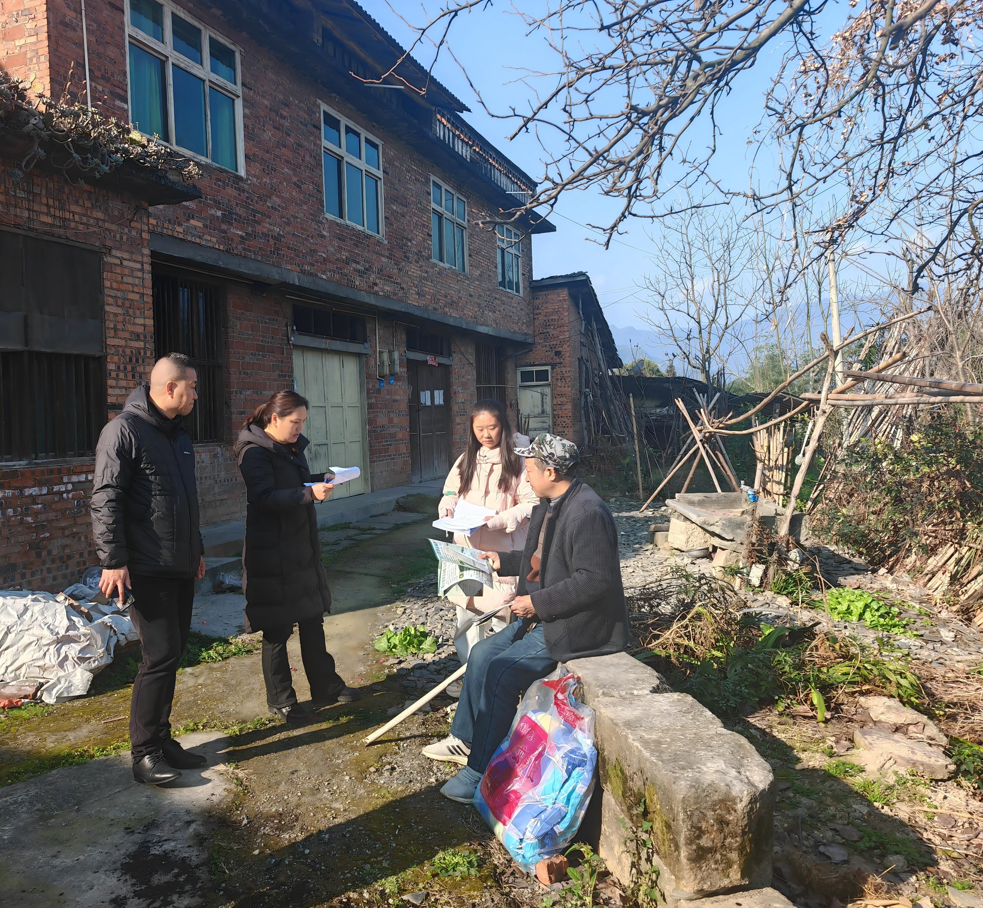 头渡镇开展春节前集中走访慰问活动