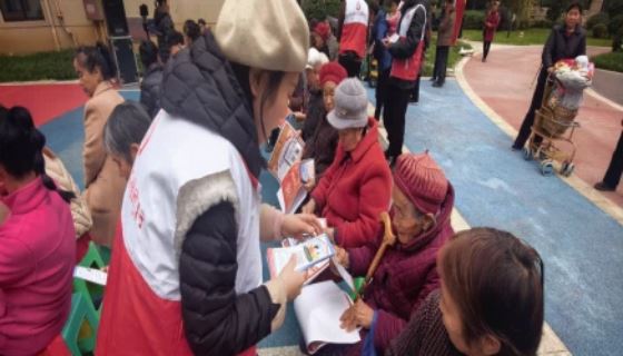 西城街道开展“春风满巴渝，风尚178文艺汇演”活动