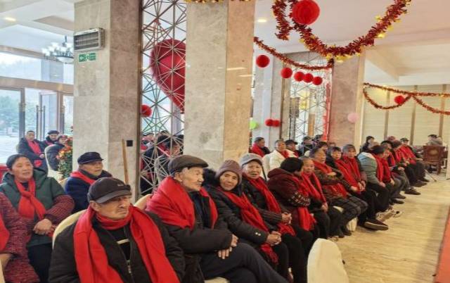 大观镇成功举办2026年“文艺快递”新春进基层暨云雾村整旬老人集体生日活动